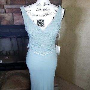 Camron Blake by Mon Cheri Aqua Gown NWT Beaded Lace Silk Flowy 15684 Size 6